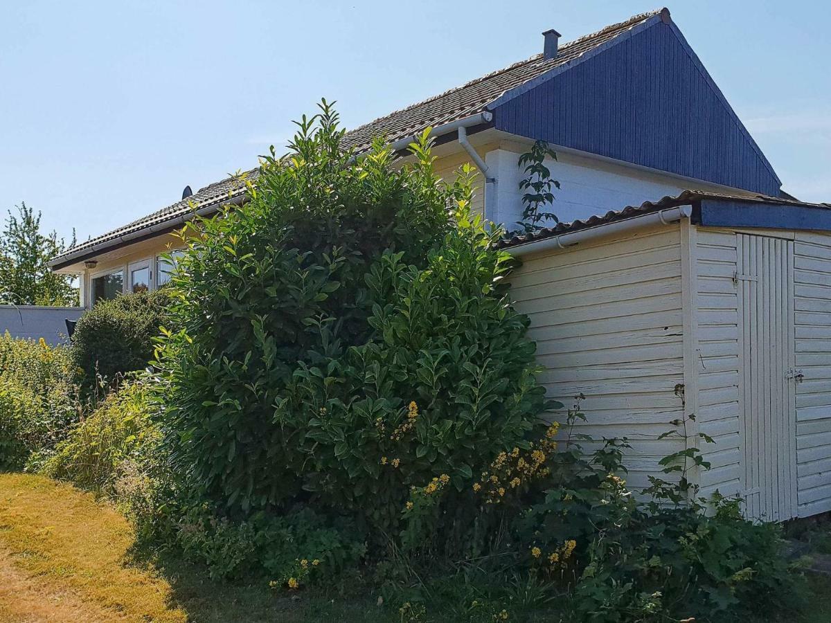 4 Person Holiday Home In Augustenborg Asserballeskov Exterior foto